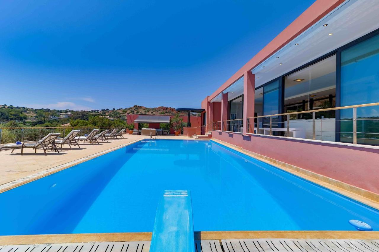 Black Diamond Beachfront Pool Villa Pasithea In Sounio, Athens Sounion Exterior foto