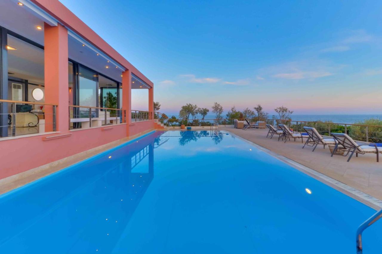 Black Diamond Beachfront Pool Villa Pasithea In Sounio, Athens Sounion Exterior foto