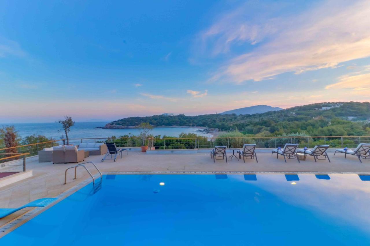 Black Diamond Beachfront Pool Villa Pasithea In Sounio, Athens Sounion Exterior foto