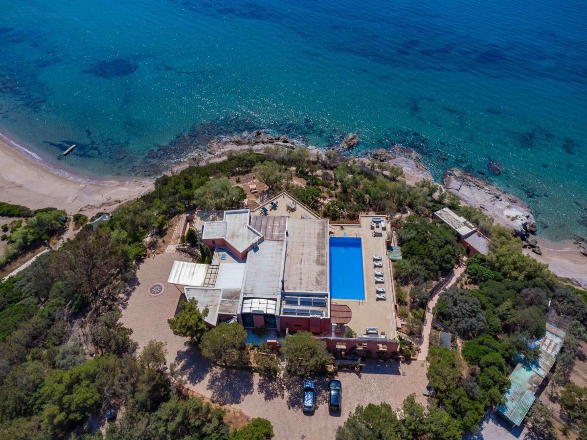 Black Diamond Beachfront Pool Villa Pasithea In Sounio, Athens Sounion Exterior foto